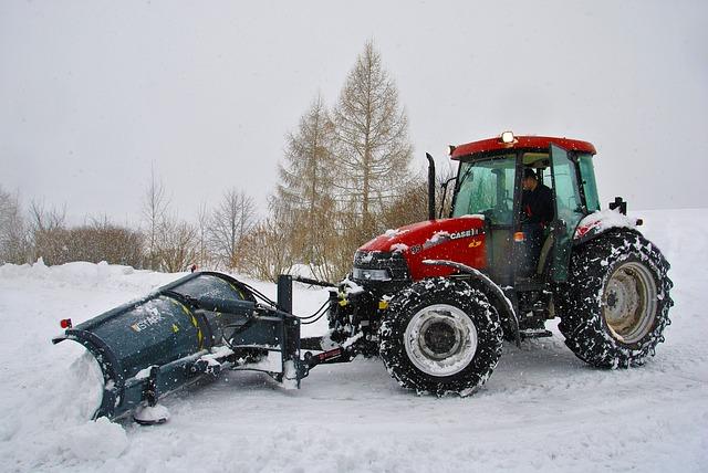 Auto košťátko na odstranění sněhu: Praktický pomocník v zimním období